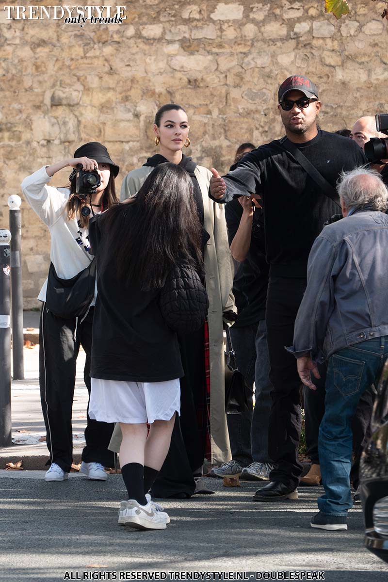 Streetstyle 2024. Casual chique look voor topmodel Vittoria Ceretti