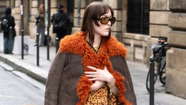 Laat je inspireren door deze seventies look voor jouw modelook voor 2025