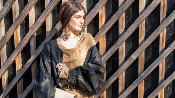 Streetstyle. Is deze gewaagde grunge-boho look iets voor jou? Foto ADVERSUS