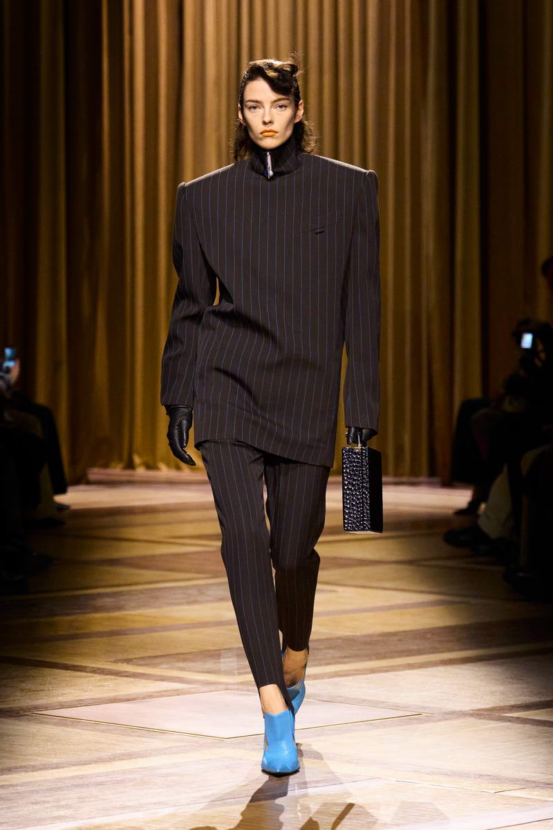 De modecollectie van Mugler voor herfst winter 2026 2027. Photo courtesy of Mugler