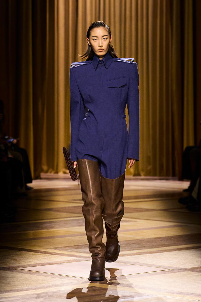 De modecollectie van Mugler voor herfst winter 2026 2027. Photo courtesy of Mugler