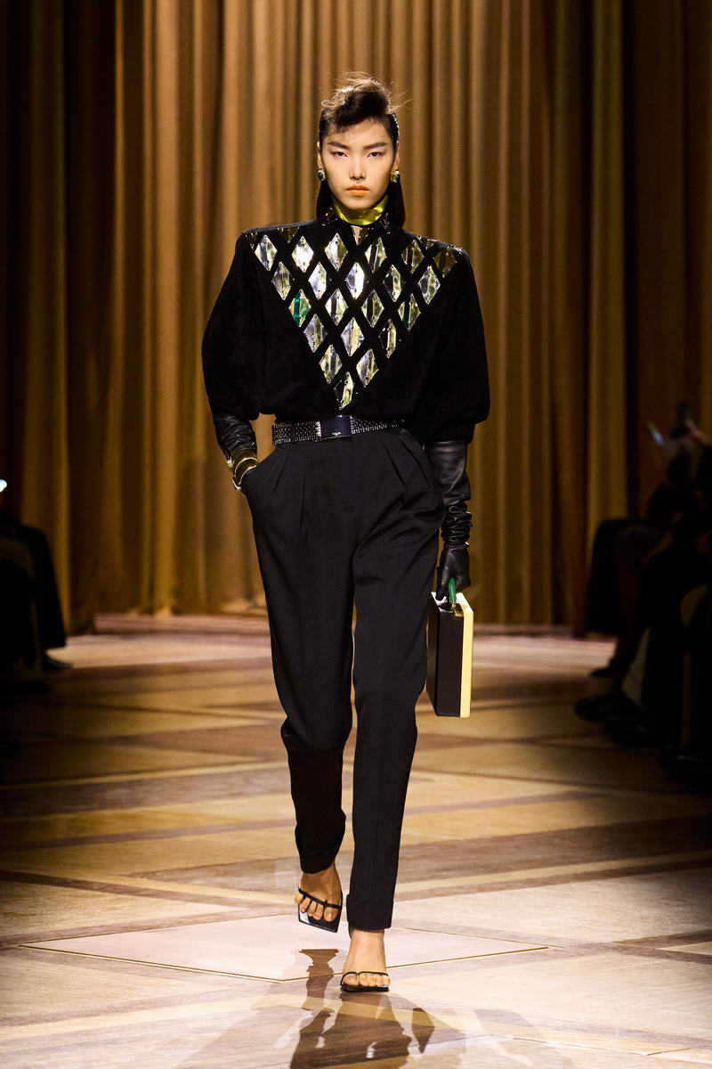 De modecollectie van Mugler voor herfst winter 2026 2027. Photo courtesy of Mugler