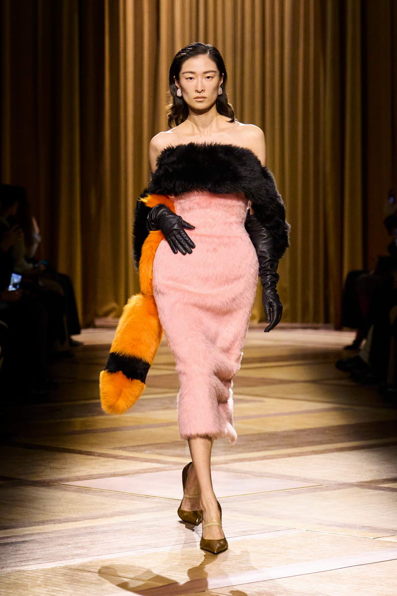 De modecollectie van Mugler voor herfst winter 2026 2027. Photo courtesy of Mugler